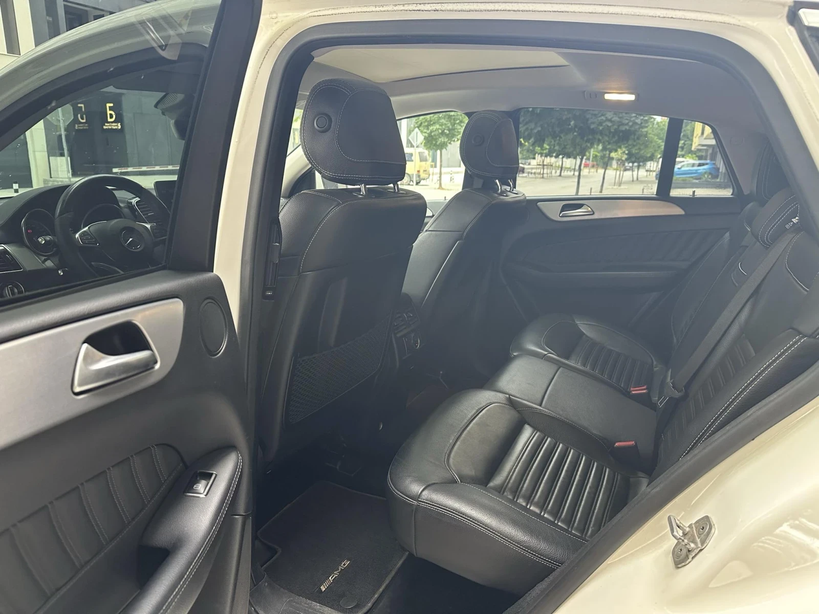 Mercedes-Benz GLE 350 AMG, снимка 10 - Автомобили и джипове - 55991931