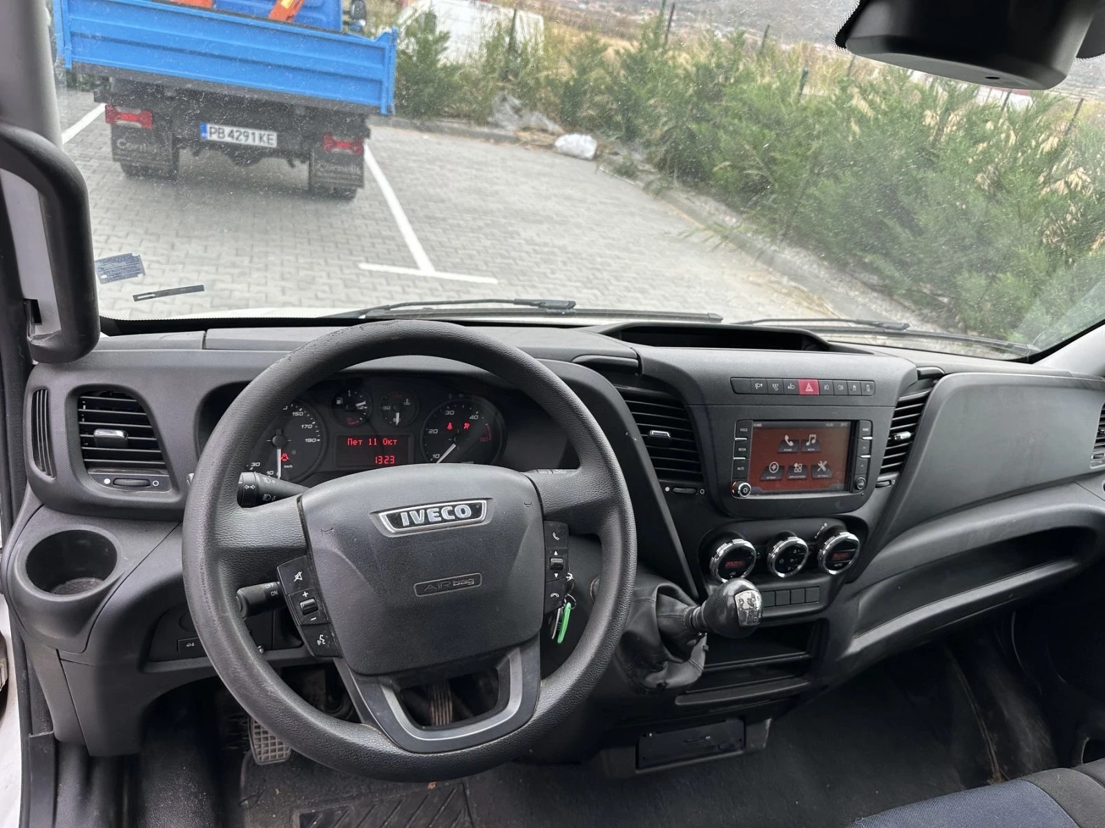 Iveco Daily 35С14, снимка 9 - Бусове и автобуси - 54030565