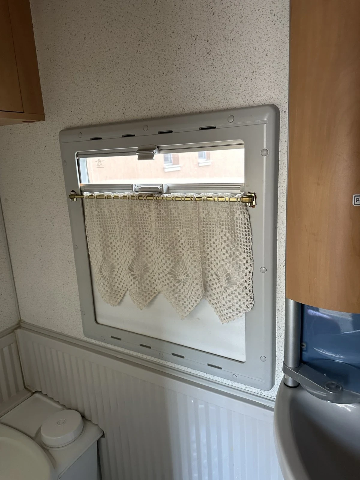 Кемпер Burstner A 532-2 active - изображение 4