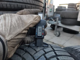 Гуми Зимни 215/50R18, снимка 4