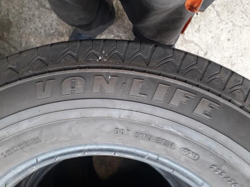 Гуми Летни 225/70R15, снимка 7 - Гуми и джанти - 25407328