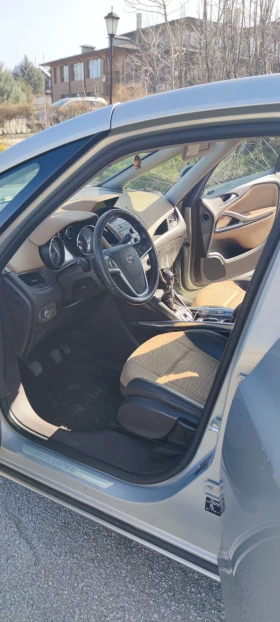 Opel Zafira 2.0 CDTI Biturbo , снимка 9