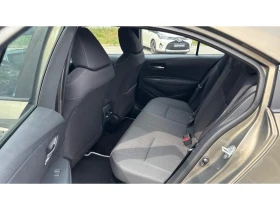Toyota Corolla SDN 1.8HSD EXECUTIVE, снимка 11