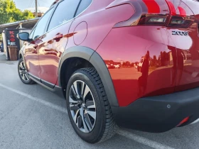 Peugeot 2008 1.2 e-THP Turbo бензин, снимка 5