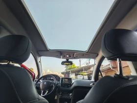 Peugeot 2008 1.2 e-THP Turbo бензин, снимка 16