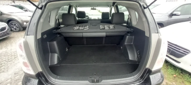 Toyota Corolla verso 1.8i ГАЗ ИЗКЛЮЧИТЕЛНА СЕРВИЗ КНИЖК ОБСЛУЖЕН УНИКАТ, снимка 15 - Автомобили и джипове - 24106716