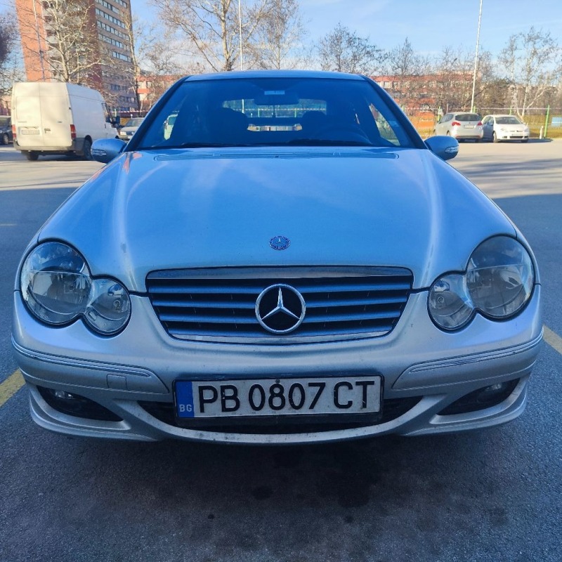 Mercedes-Benz C 220, снимка 4 - Автомобили и джипове - 45784385