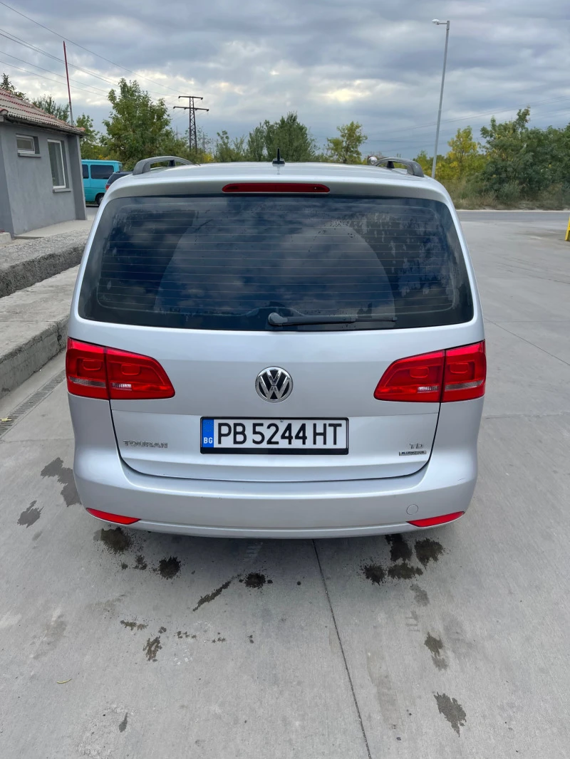 VW Touran, снимка 3 - Автомобили и джипове - 42351076