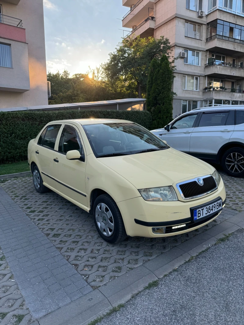 Skoda Fabia, снимка 2 - Автомобили и джипове - 48376767