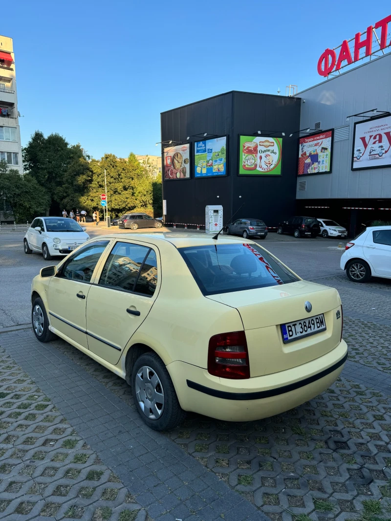 Skoda Fabia, снимка 5 - Автомобили и джипове - 48376767