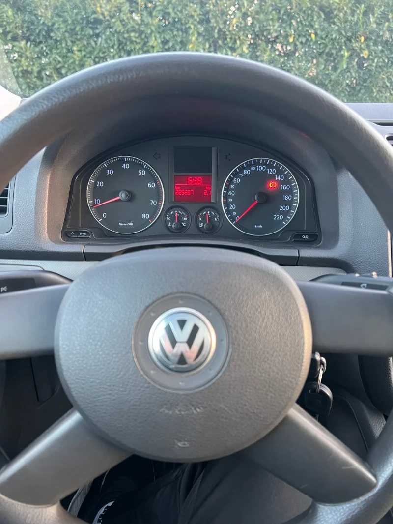 VW Golf 5, снимка 14 - Автомобили и джипове - 48576720