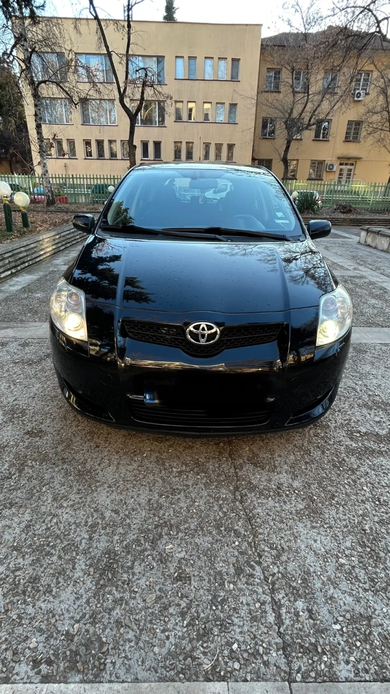 Toyota Auris, снимка 1 - Автомобили и джипове - 49011381