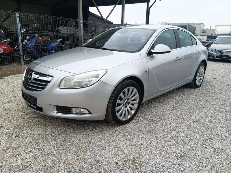 Opel Insignia 1.8i, снимка 3 - Автомобили и джипове - 49287816