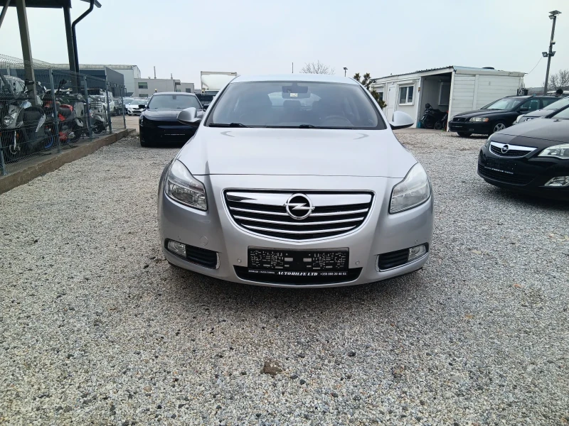 Opel Insignia 1.8i, снимка 1 - Автомобили и джипове - 49287816