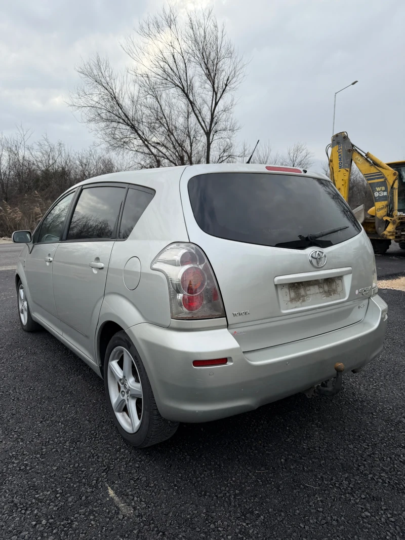 Toyota Corolla verso, снимка 6 - Автомобили и джипове - 53033420