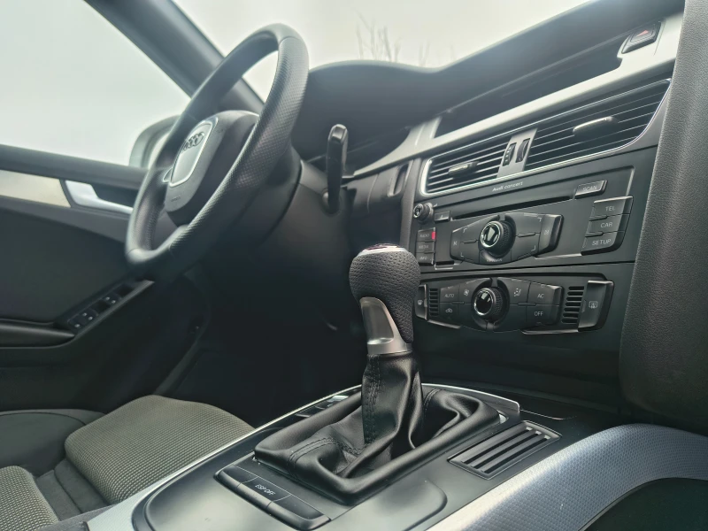 Audi A4 2.0 - 143hp, снимка 16 - Автомобили и джипове - 53290196