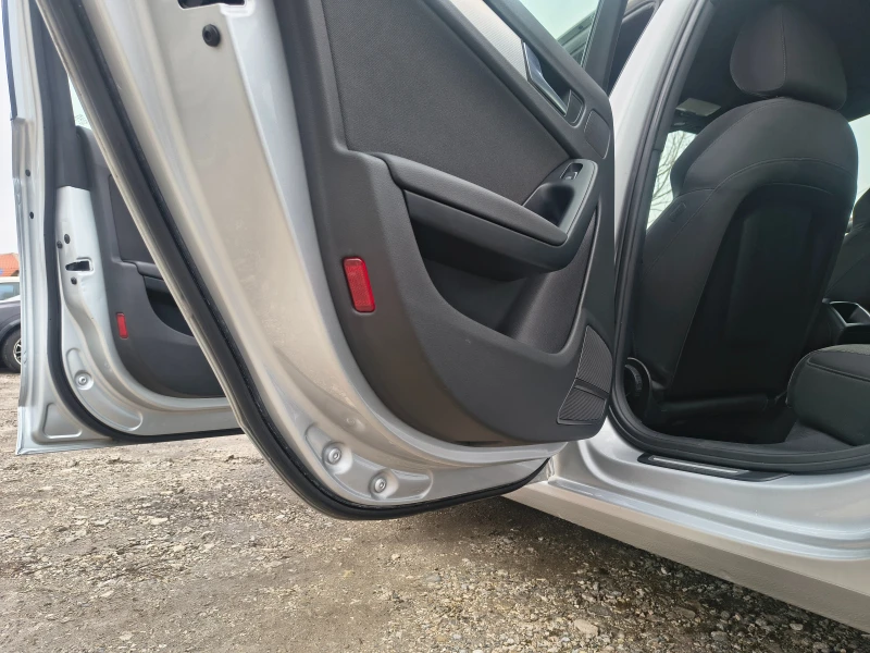 Audi A4 2.0 - 143hp, снимка 14 - Автомобили и джипове - 53290196