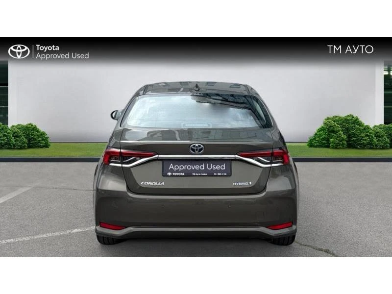 Toyota Corolla SDN 1.8HSD EXECUTIVE, снимка 4 - Автомобили и джипове - 54264957