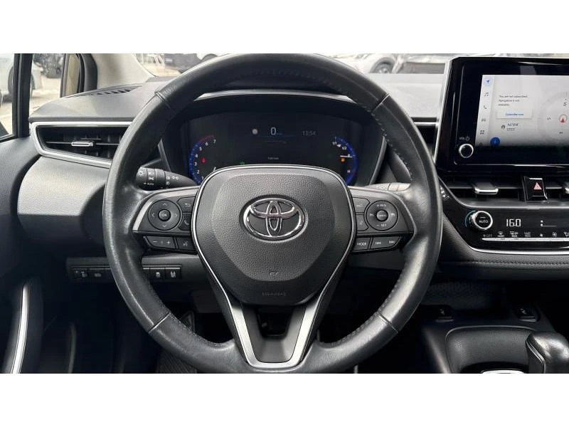 Toyota Corolla SDN 1.8HSD EXECUTIVE, снимка 13 - Автомобили и джипове - 54264957