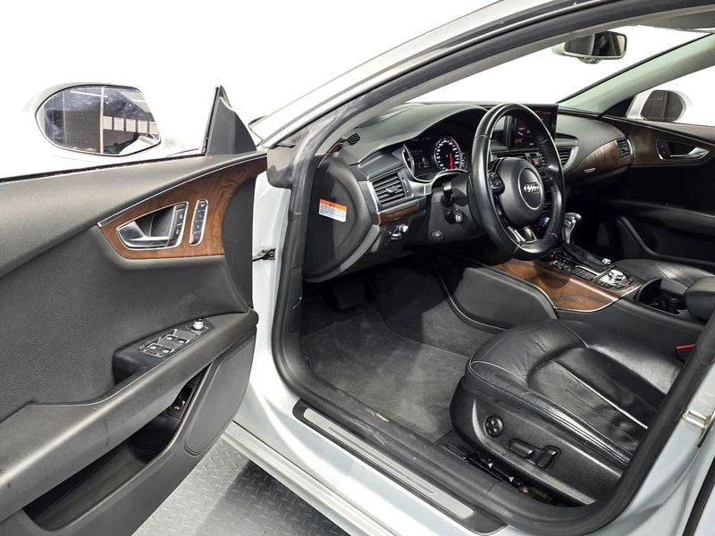 Audi A7 50 TFSI QUATTRO / CARFAX, снимка 10 - Автомобили и джипове - 55594871
