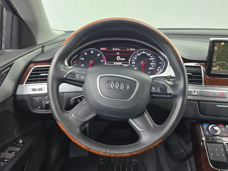 Audi A8 4.2 FSI Quattro - ���� 30% ����� | Mobile.bg � ����������� 12