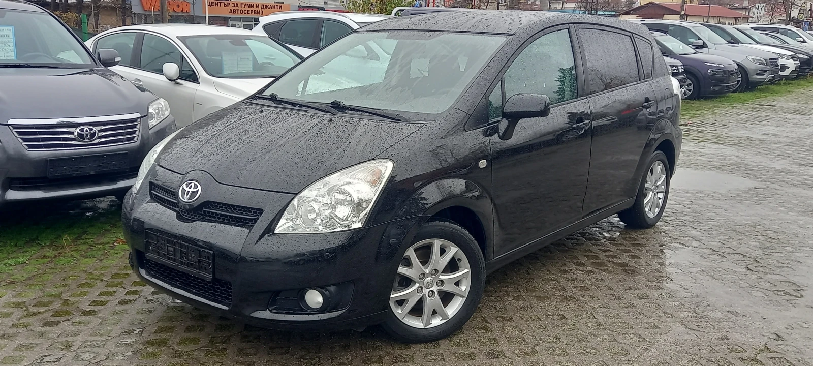 Toyota Corolla verso 1.8i ГАЗ ИЗКЛЮЧИТЕЛНА СЕРВИЗ КНИЖК ОБСЛУЖЕН УНИКАТ, снимка 1