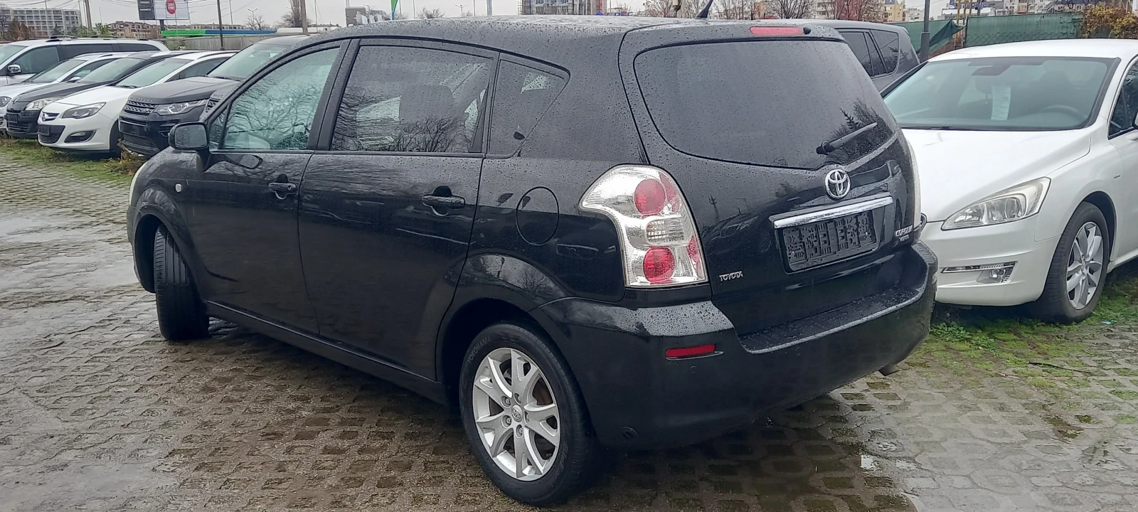 Toyota Corolla verso 1.8i ГАЗ ИЗКЛЮЧИТЕЛНА СЕРВИЗ КНИЖК ОБСЛУЖЕН УНИКАТ - изображение 4