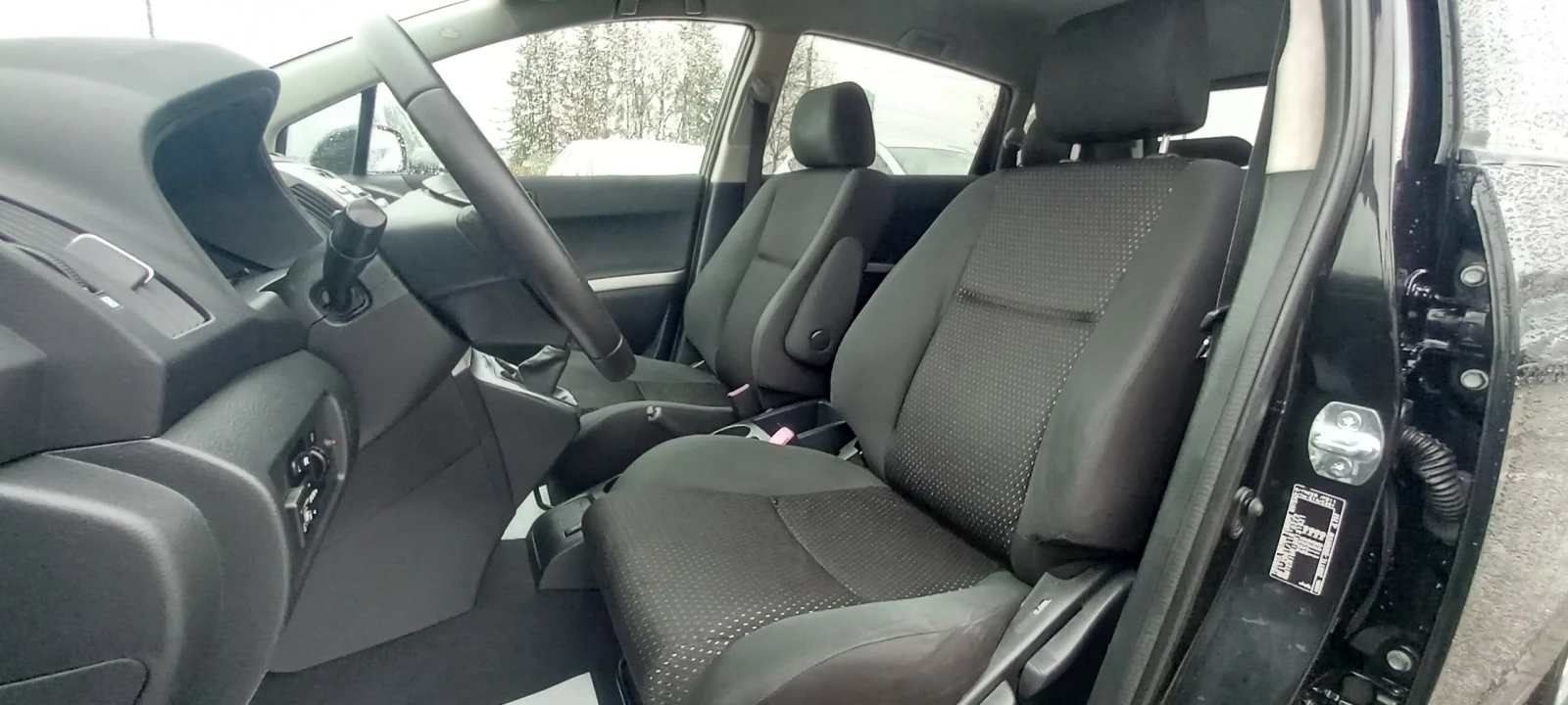 Toyota Corolla verso 1.8i ГАЗ ИЗКЛЮЧИТЕЛНА СЕРВИЗ КНИЖК ОБСЛУЖЕН УНИКАТ - изображение 7