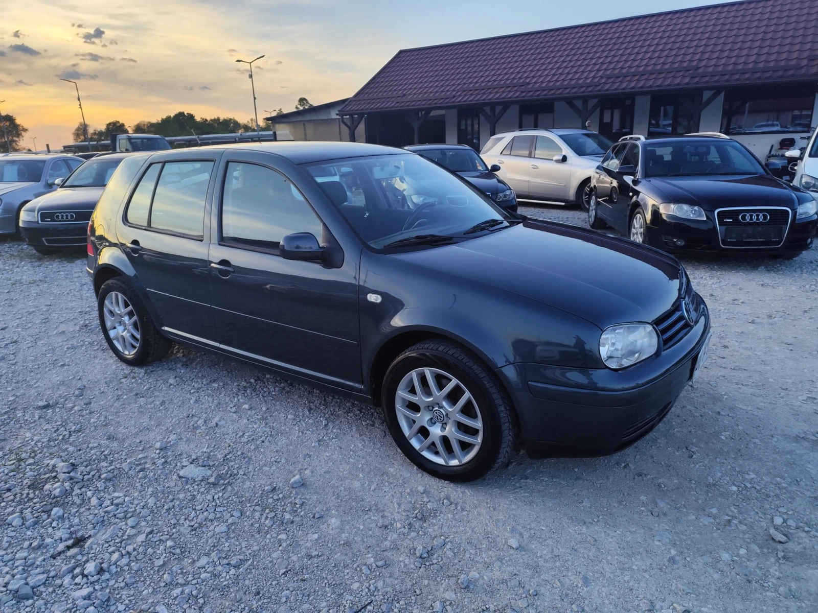 VW Golf 1.9-TDI 131кс.КЛИМАТРОНИК - изображение 3