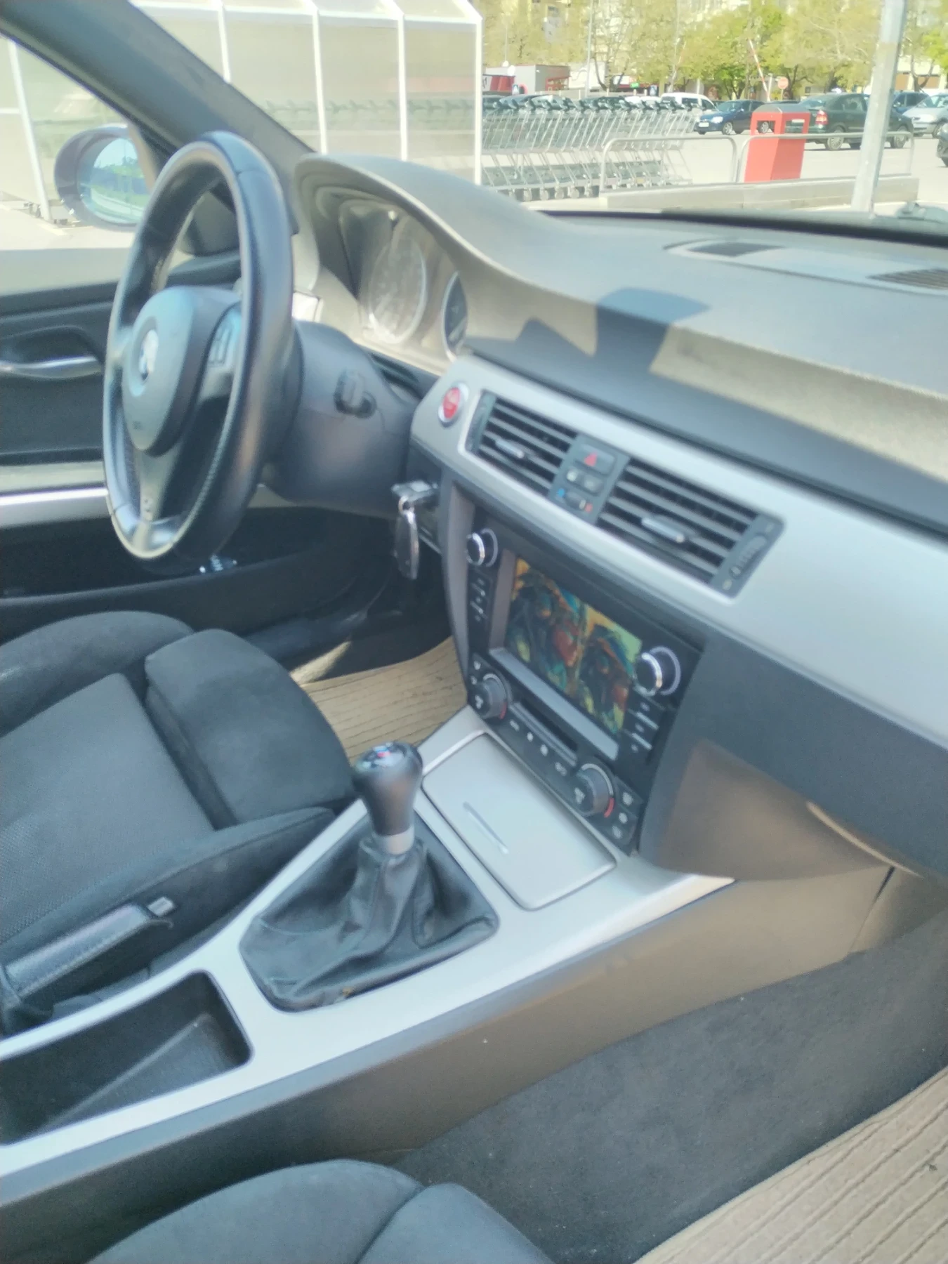 BMW 320 Комби - изображение 6