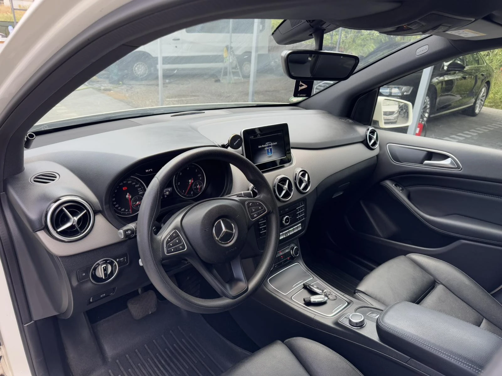 Mercedes-Benz B 200 AVTOMAT TOP - изображение 8