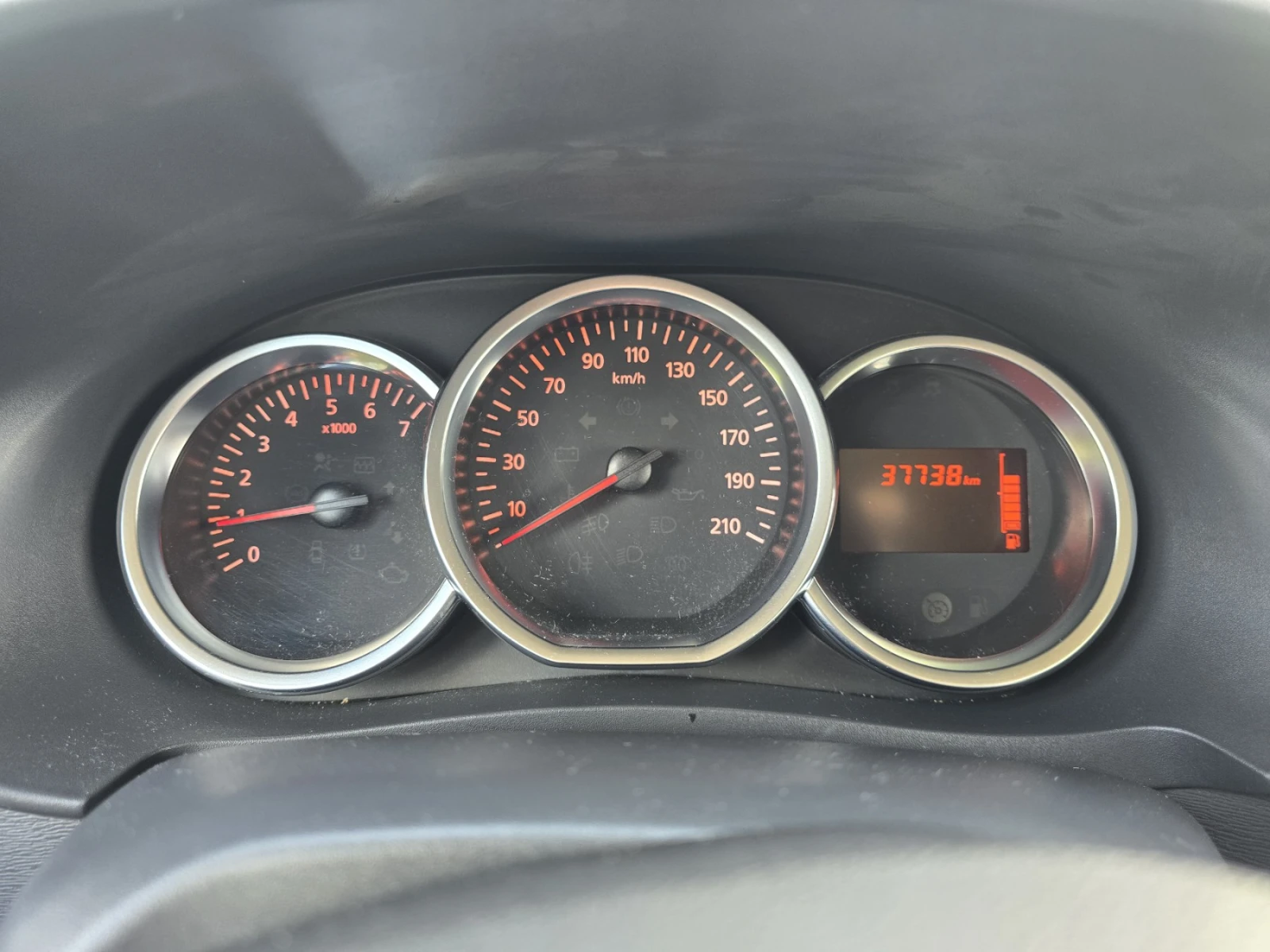 Dacia Dokker 1.6 LPG 109к.с. - изображение 10