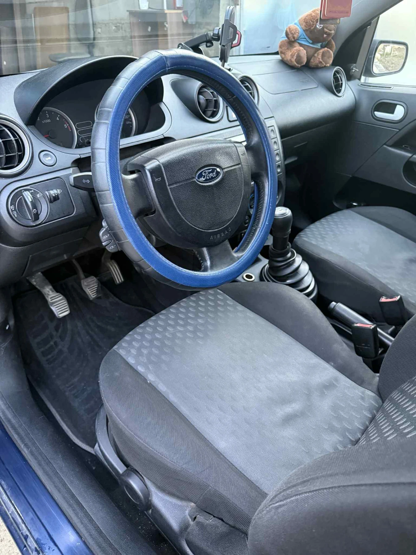 Ford Fiesta 1.4 cdi 2004 - изображение 5