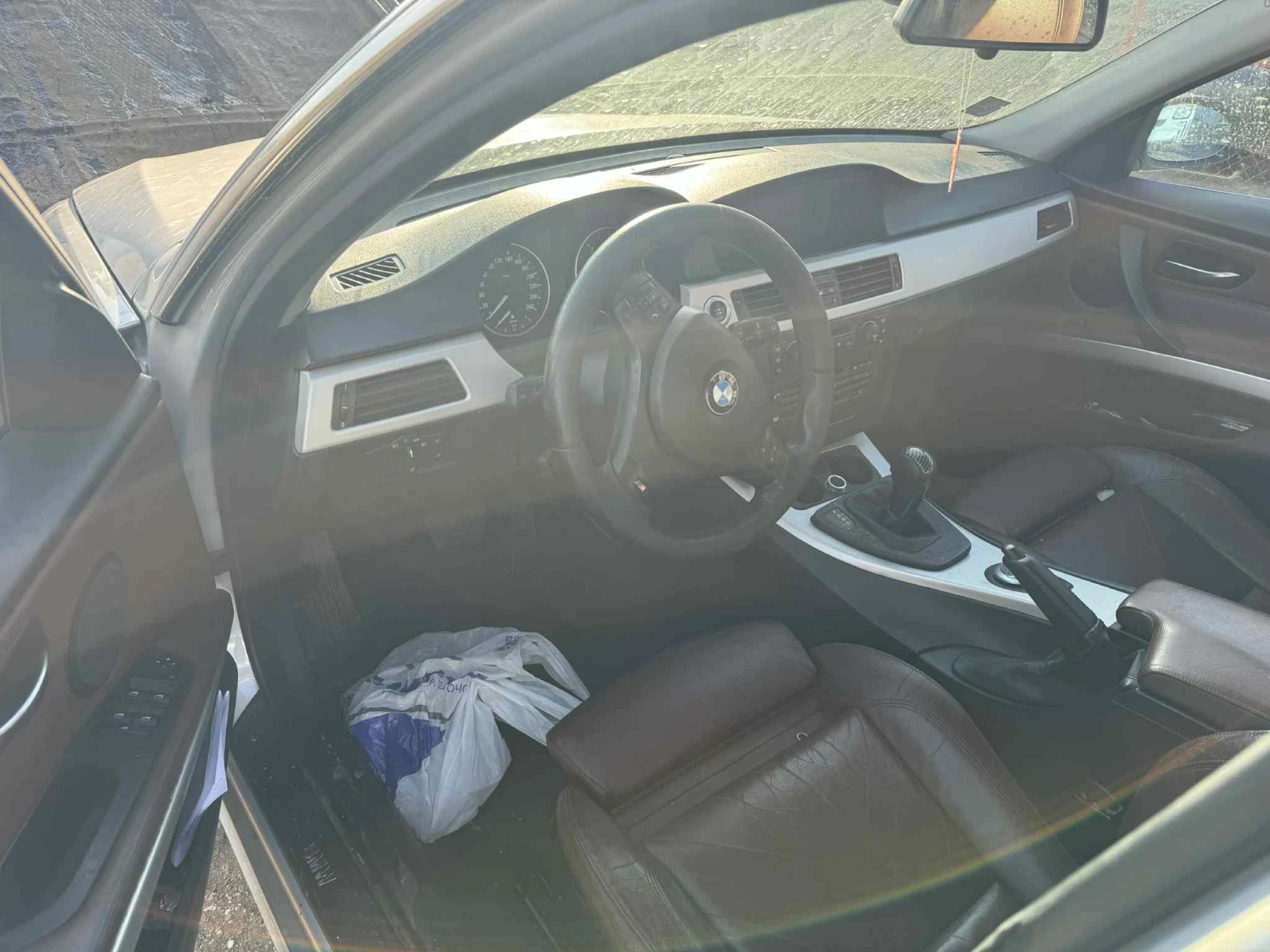 BMW 330 3.0 - изображение 7