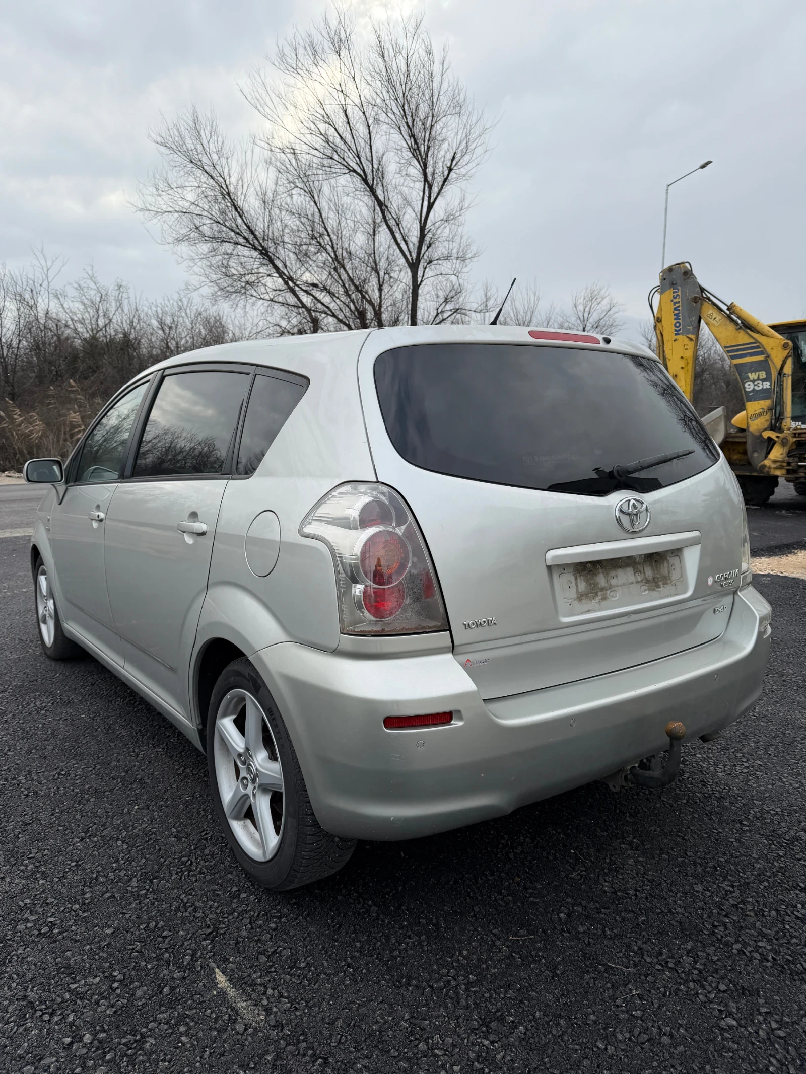 Toyota Corolla verso  - изображение 6