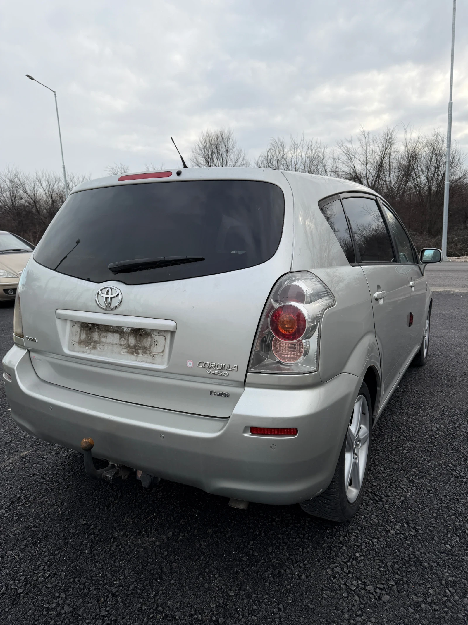 Toyota Corolla verso  - изображение 5