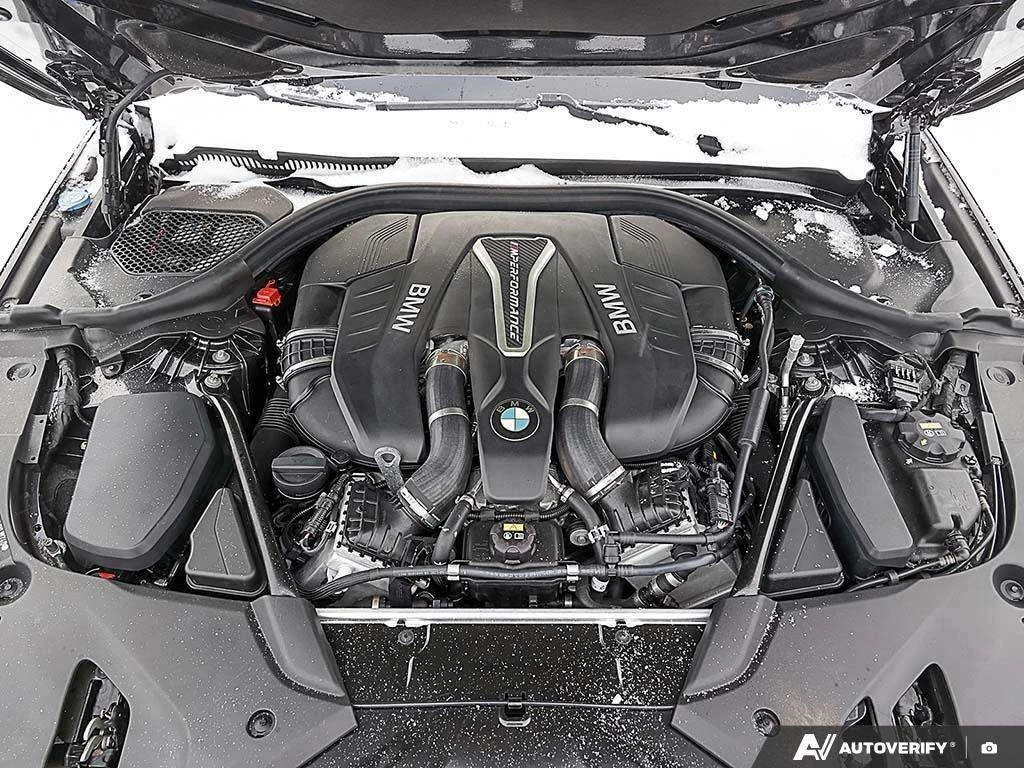 BMW 550 * xDrive * CARFAX * ���� �� �� | Mobile.bg � ����������� 14