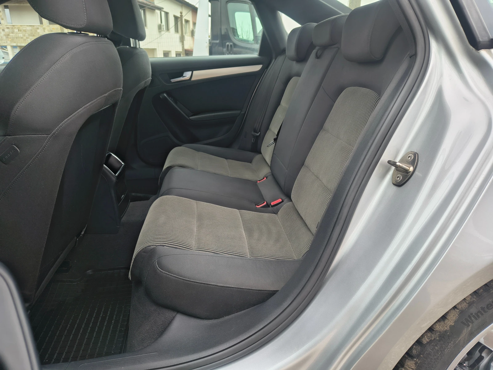 Audi A4 2.0 - 143hp | Mobile.bg � ����������� 12