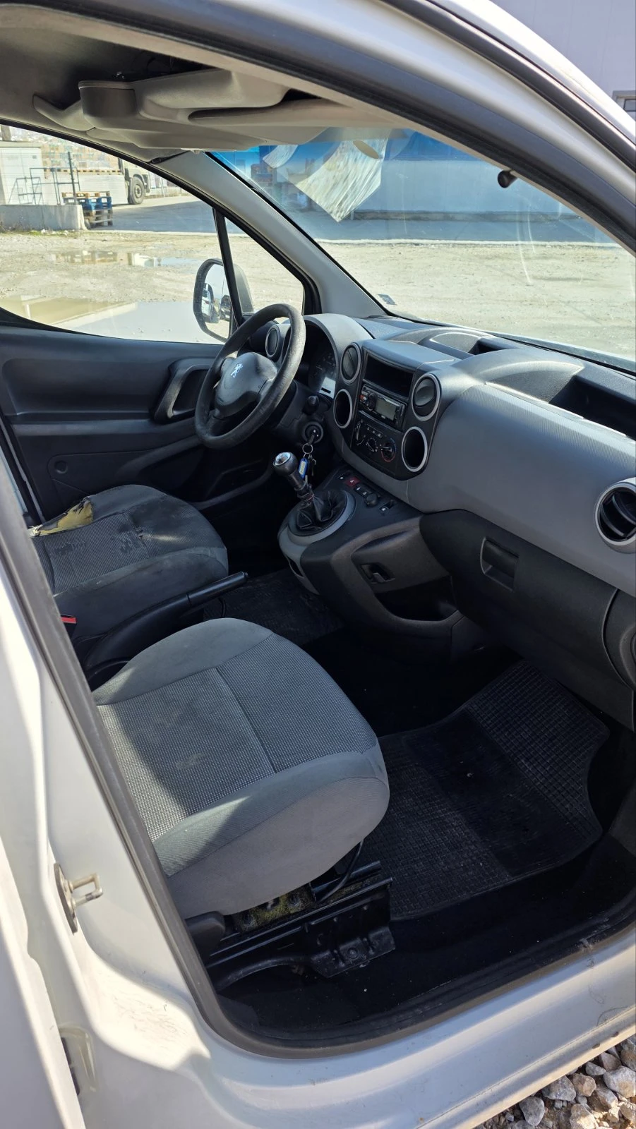 Peugeot Partner II 1.6 HDi, снимка 7 - Автомобили и джипове - 53609409