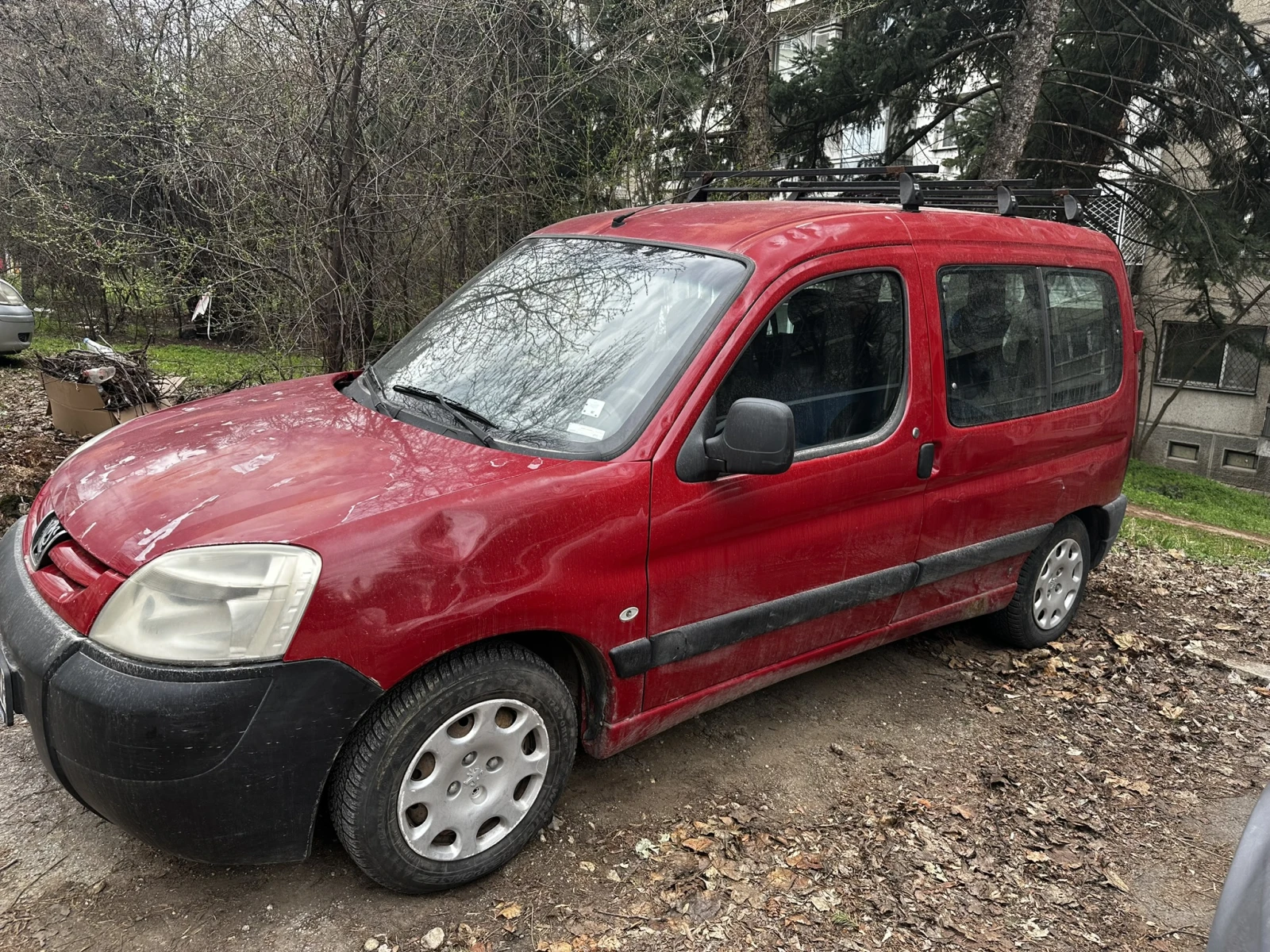 Peugeot Partner 1.9D, снимка 2 - Автомобили и джипове - 53915995