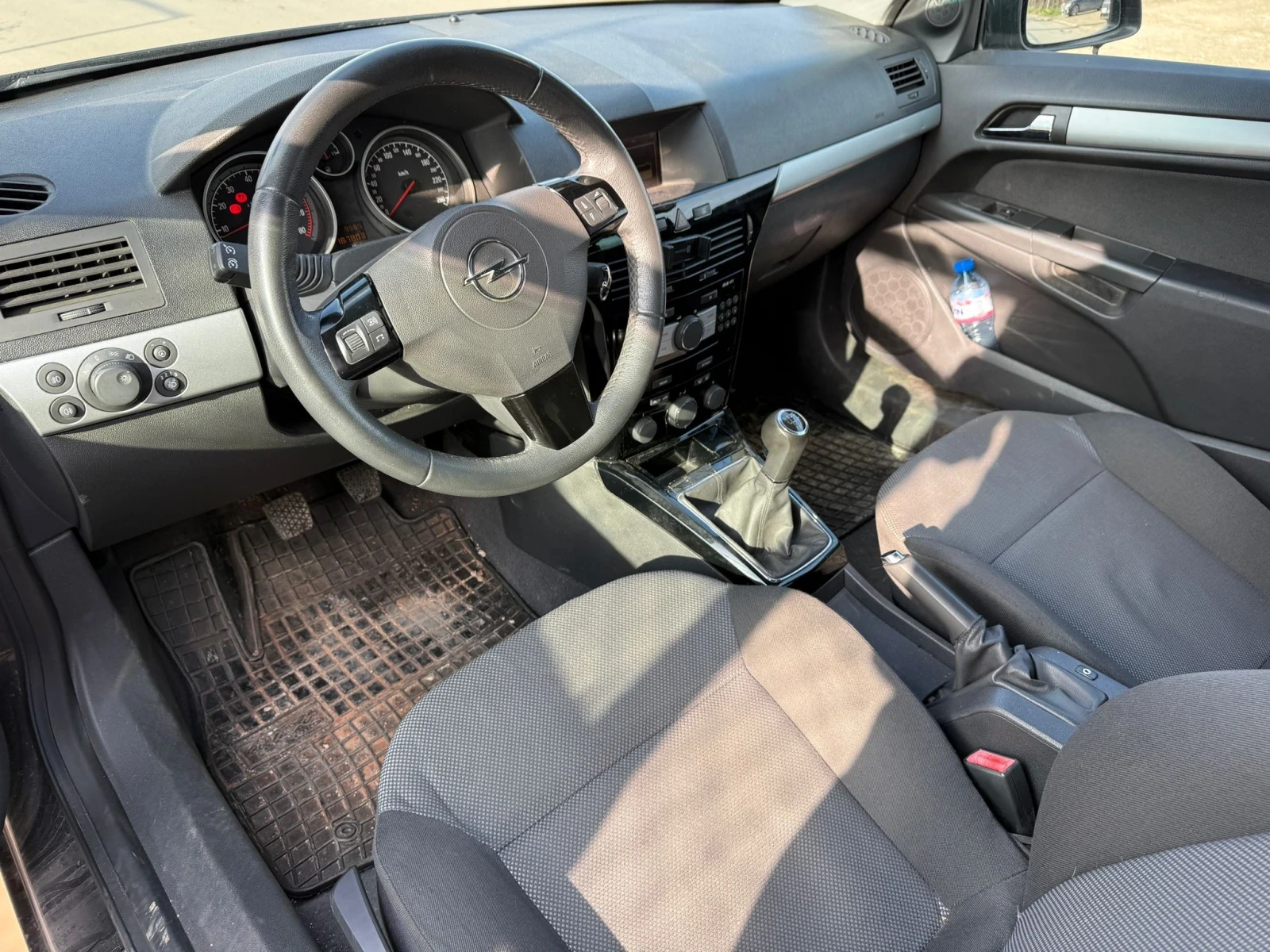 Opel Astra 1, 400 EURO5, снимка 7 - Автомобили и джипове - 54044843