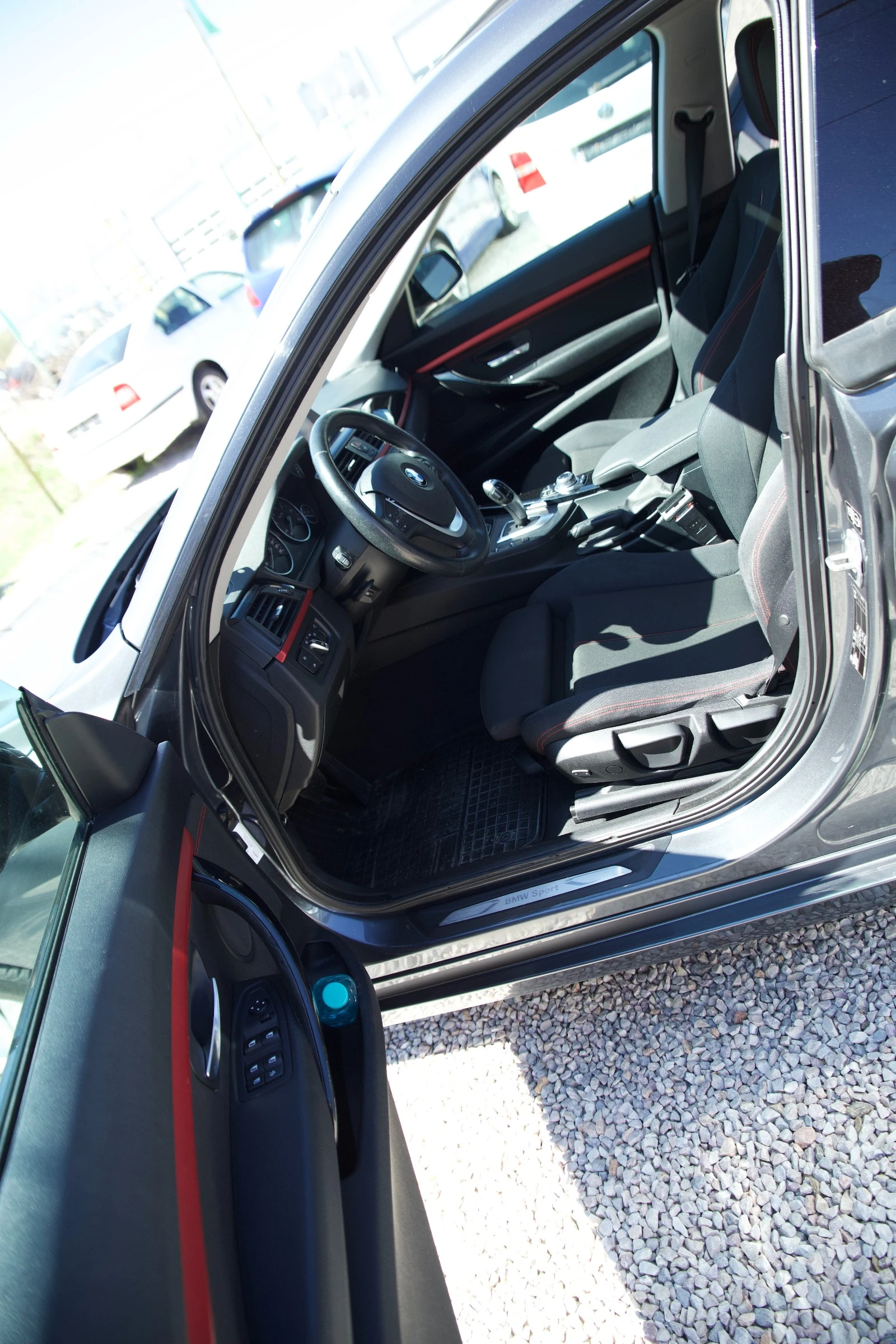 BMW 318 GT, снимка 10 - Автомобили и джипове - 54136431