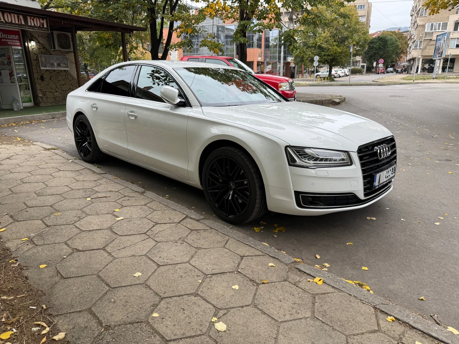 Audi A8, снимка 15 - Автомобили и джипове - 54190322