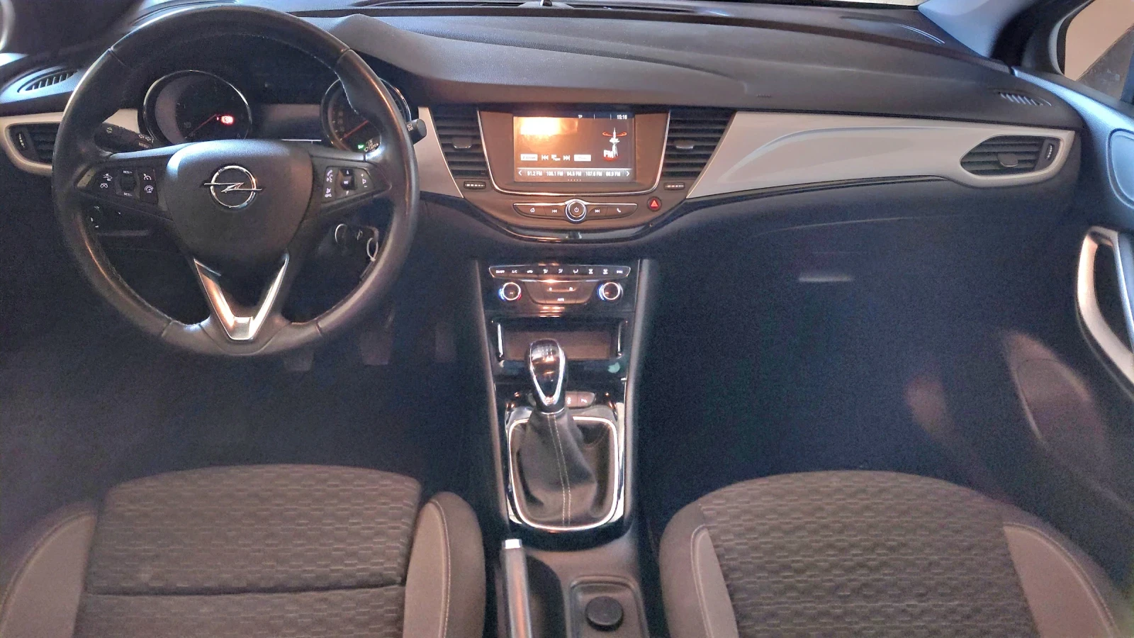Opel Astra 1.5 crdi, снимка 7 - Автомобили и джипове - 54668485