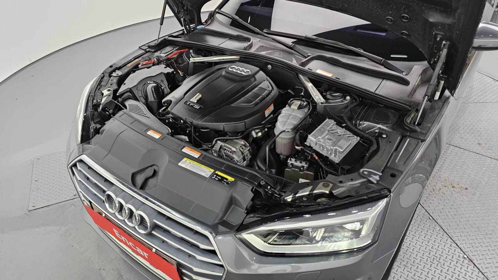Audi A5 45 TFSI Premium , снимка 5 - Автомобили и джипове - 54701135
