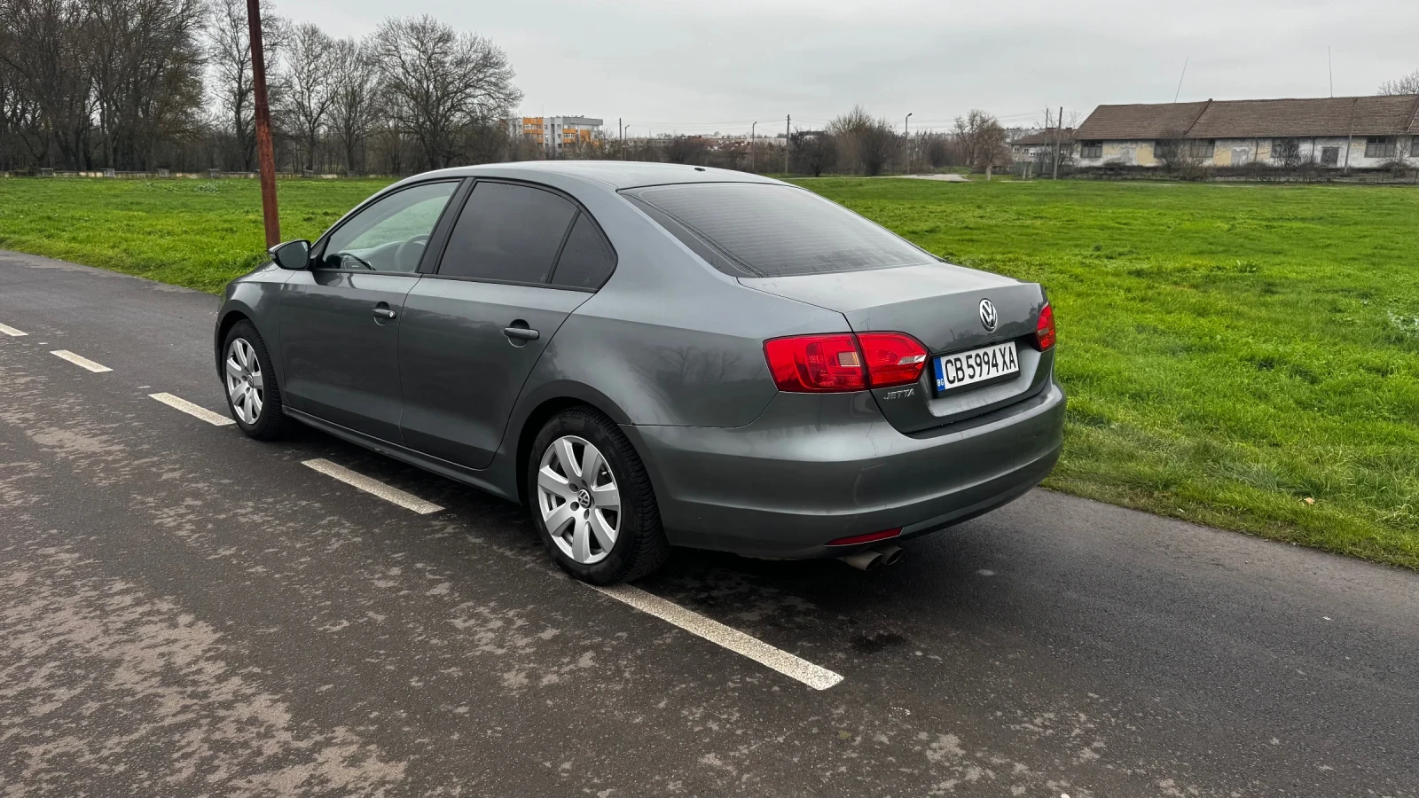 VW Jetta MK6, снимка 6 - Автомобили и джипове - 54890268