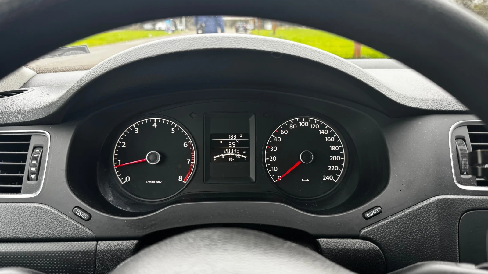 VW Jetta MK6, снимка 16 - Автомобили и джипове - 54890268