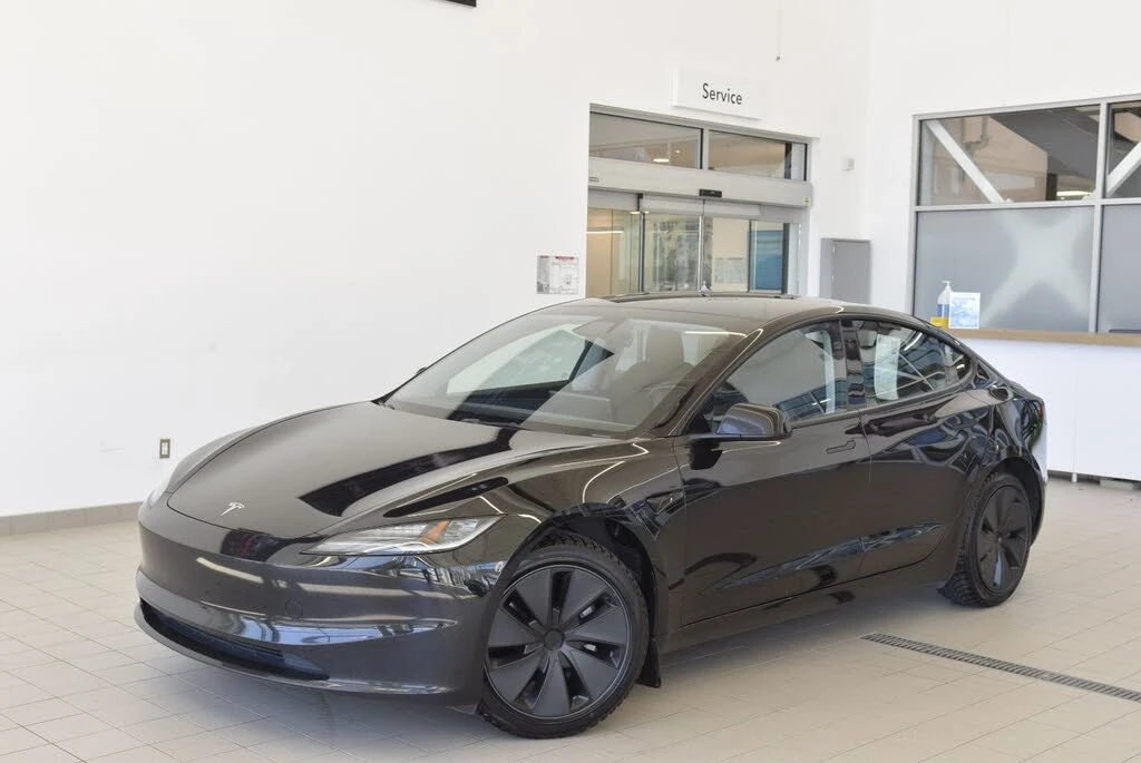 Tesla Model 3 PREMIUM LUXURY/SPECIAL