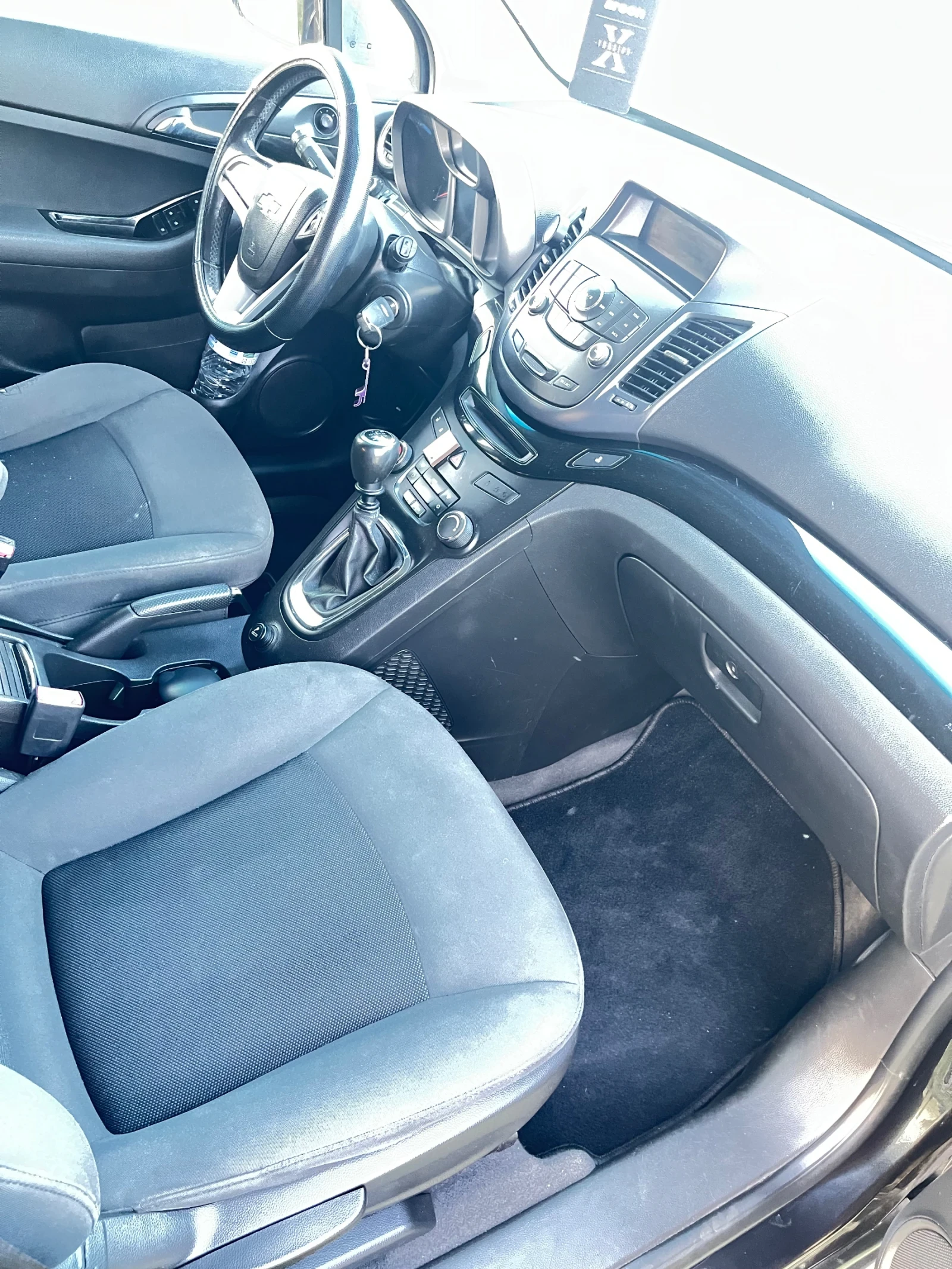 Chevrolet Orlando, снимка 13 - Автомобили и джипове - 55328161