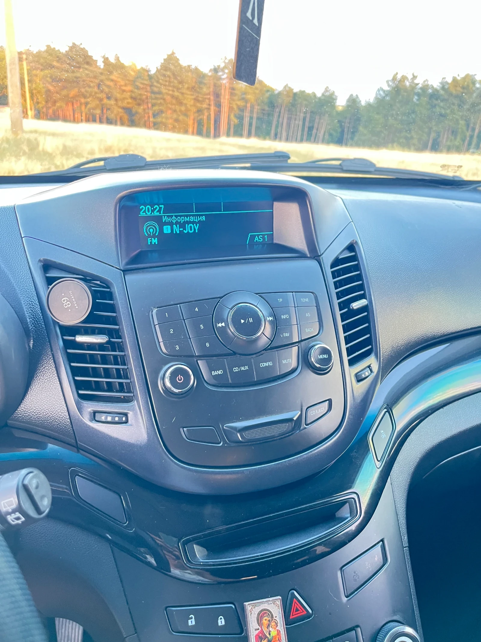 Chevrolet Orlando, снимка 16 - Автомобили и джипове - 55328161